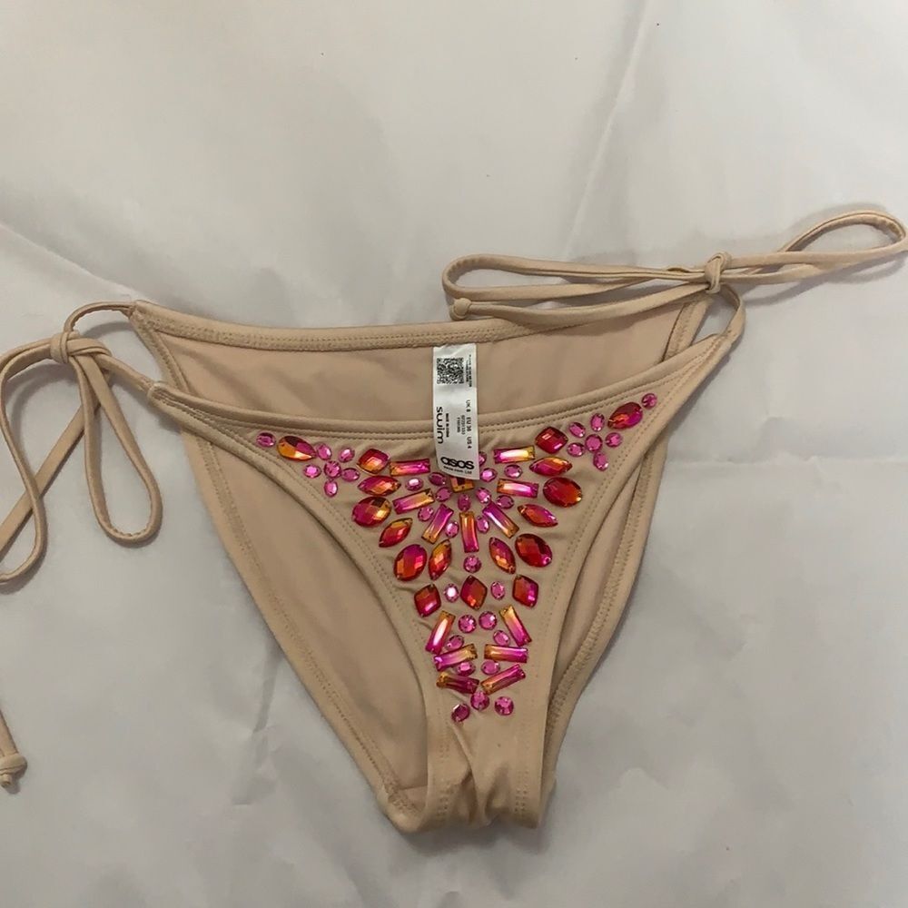 ASOS BIKINI RHINESTONE BOTTOM SIZE US4‎